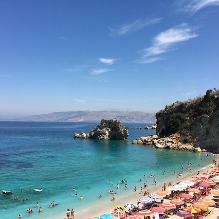 Loli Apartment Luxury White Residence Saranda Dış mekan fotoğraf