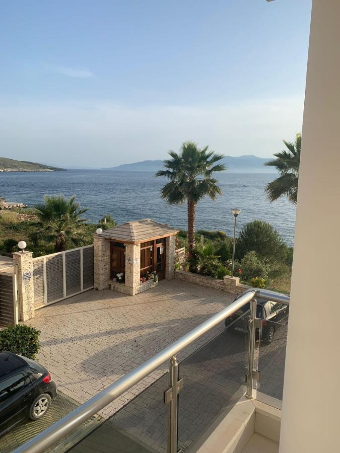 Loli Apartment Luxury White Residence Saranda Dış mekan fotoğraf