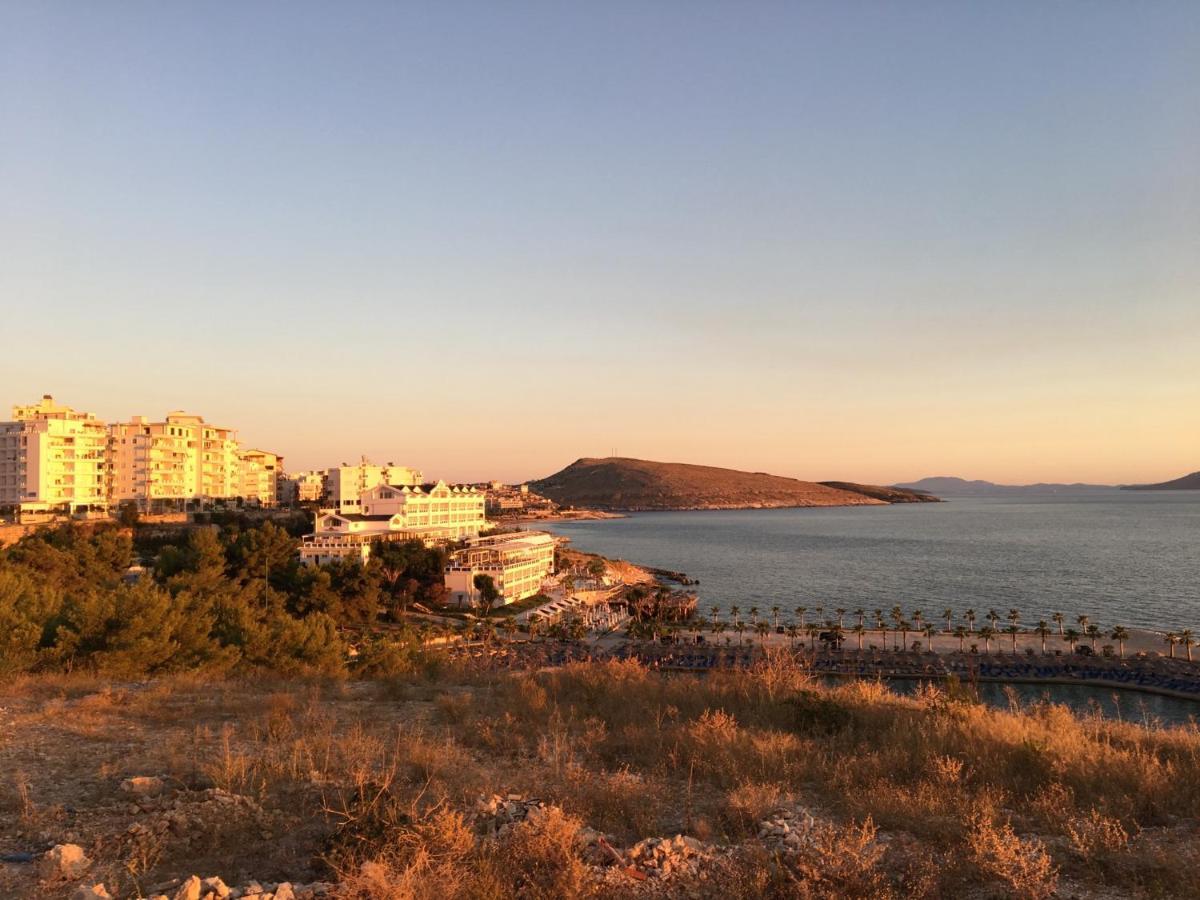 Loli Apartment Luxury White Residence Saranda Dış mekan fotoğraf