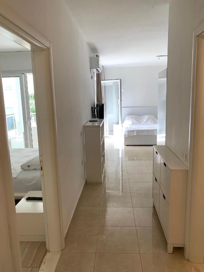 Loli Apartment Luxury White Residence Saranda Dış mekan fotoğraf
