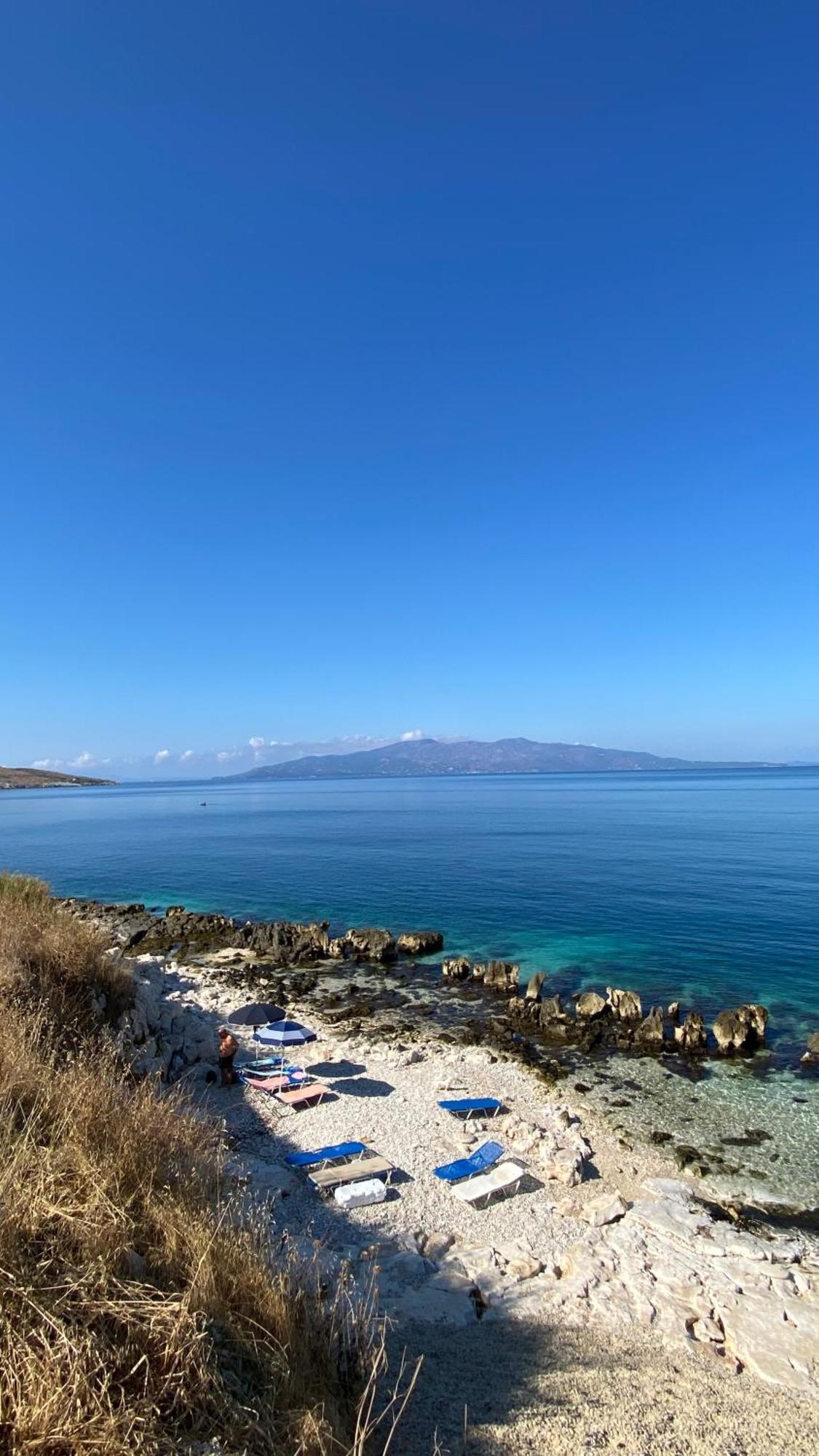 Loli Apartment Luxury White Residence Saranda Dış mekan fotoğraf